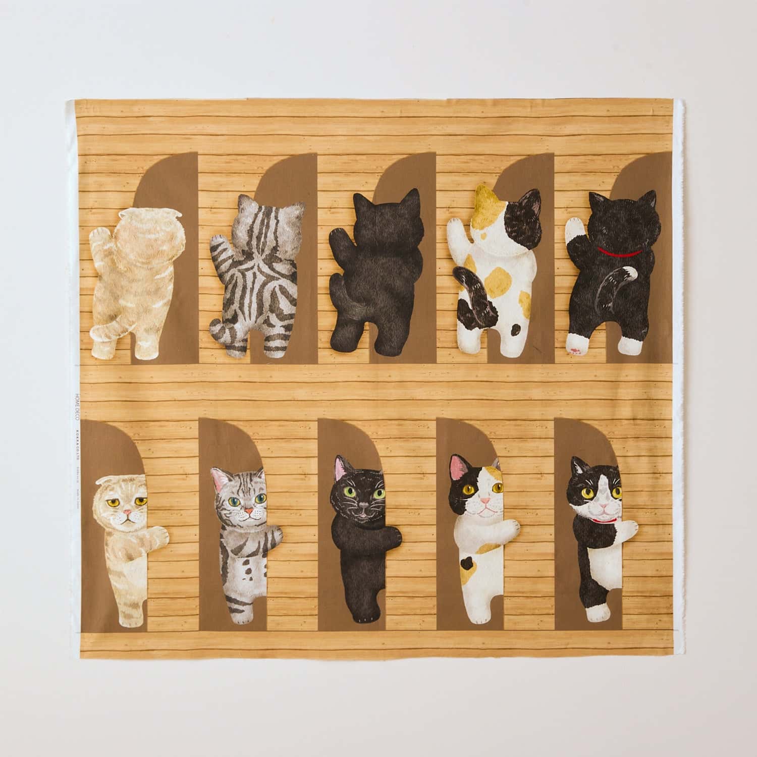 HOME DECO 動物定位布（牆壁貓咪／熊貓樹） 色號 01