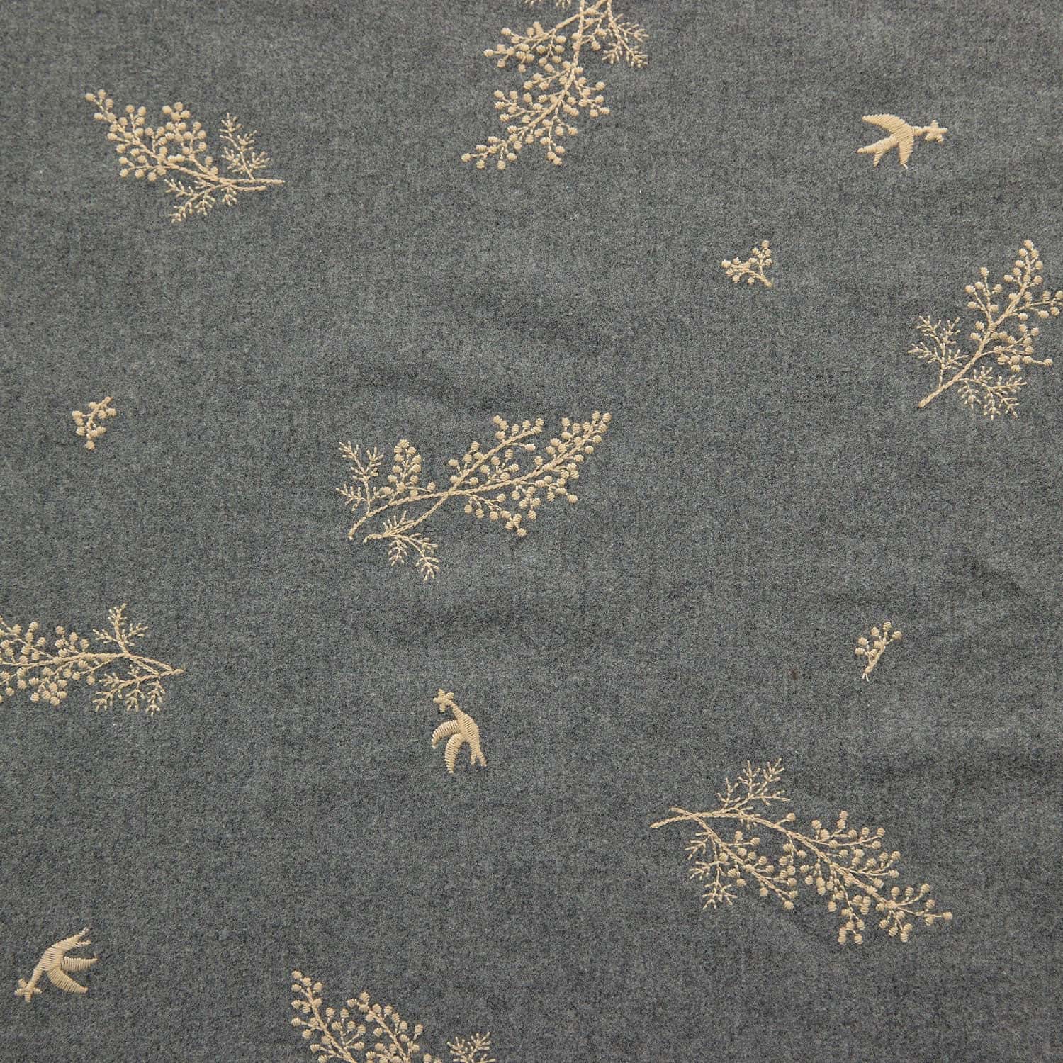 刺繡薄法蘭絨 色號 05
