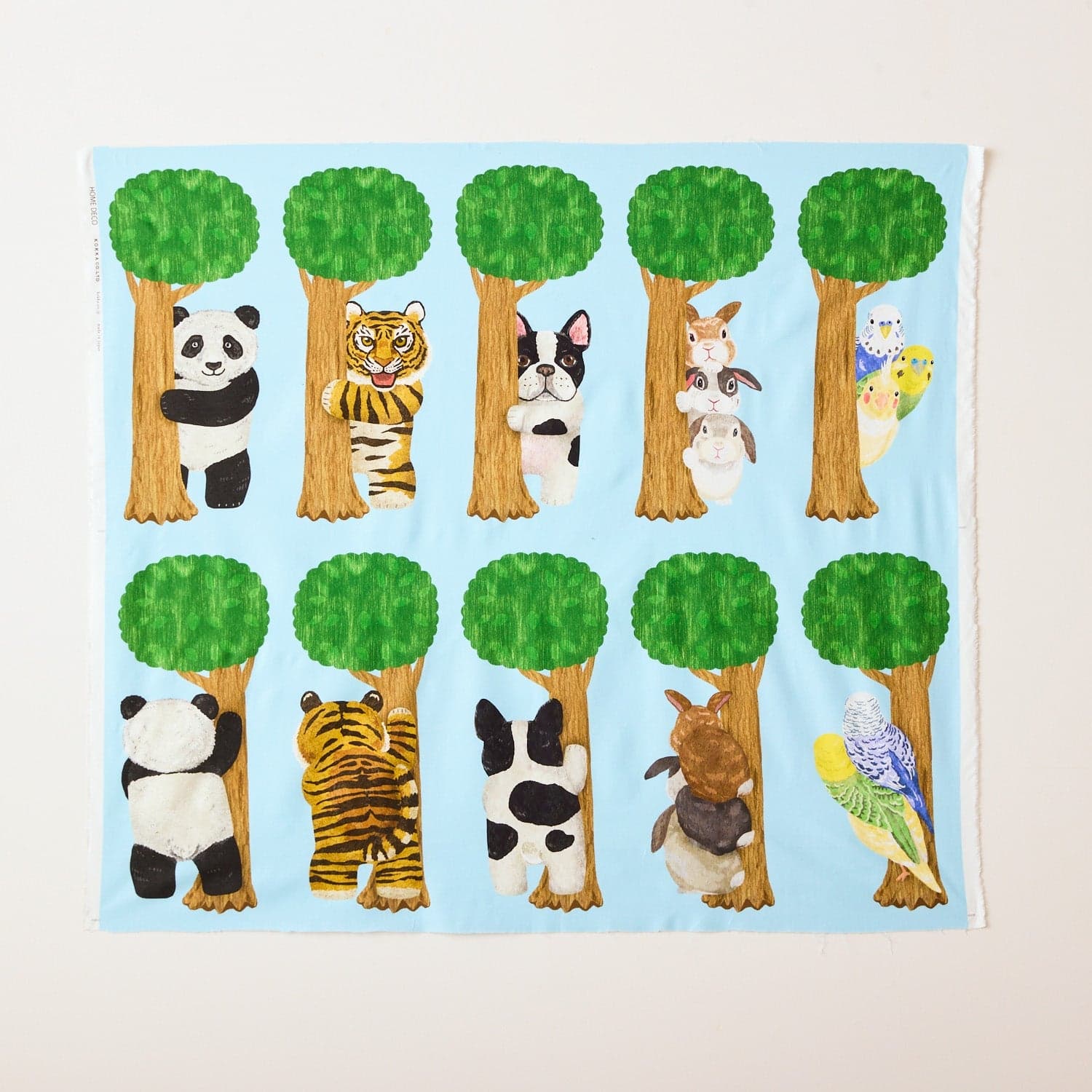 HOME DECO 動物定位布（牆壁貓咪／熊貓樹） 色號 02