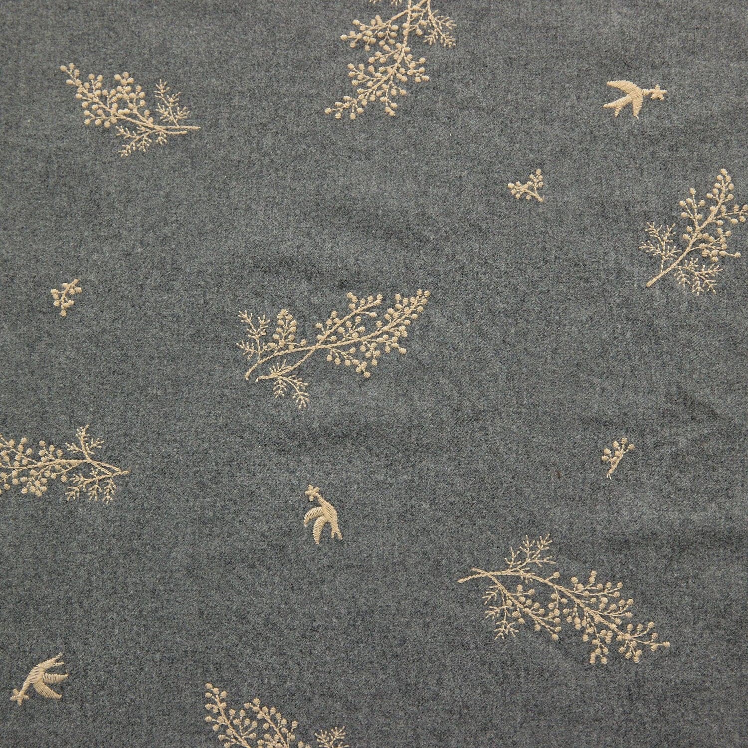 刺繡薄法蘭絨 色號 05